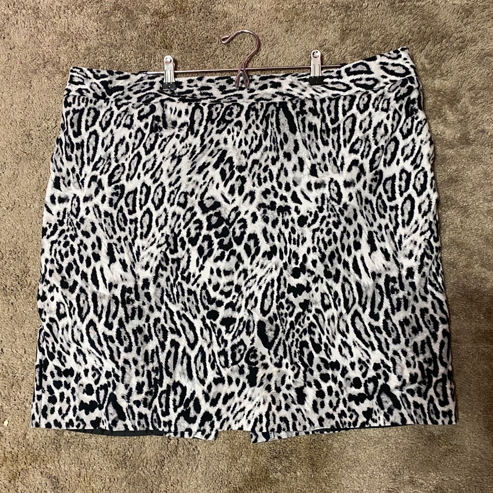 Pencil skirt